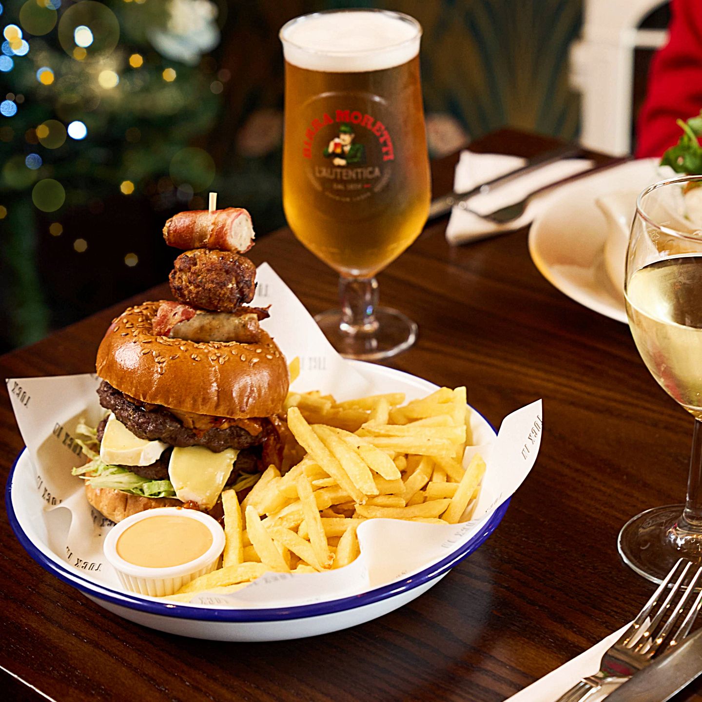 Festive Lunch & Dinner at The Old Pint Pot in Salford